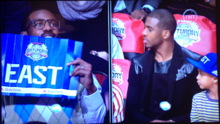 Illustration for article titled Cliff Paul, Chris Paul’s Suspiciously Clark Kent-Like Twin Brother, Got To Go To All-Star Weekend